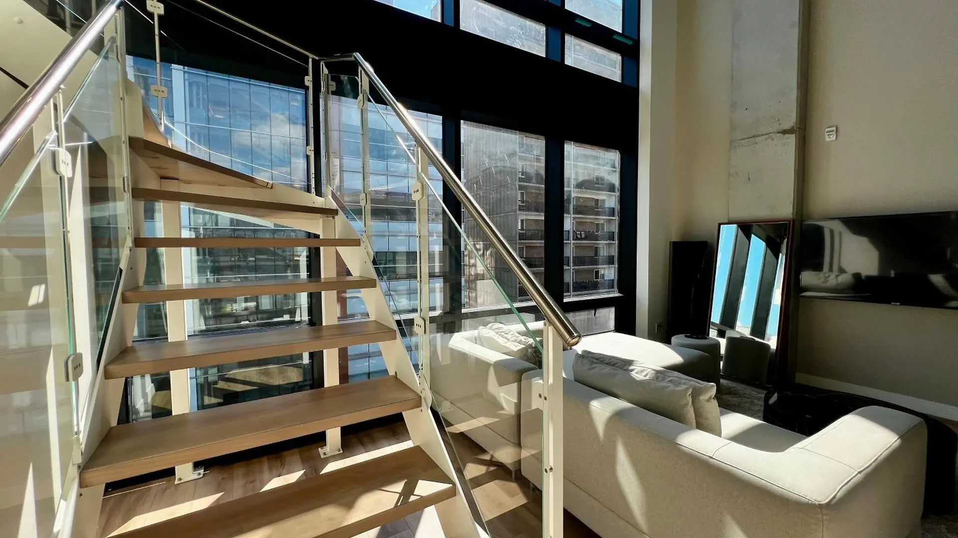 Sky Rocket Downtown Mtl Apartment Montreal